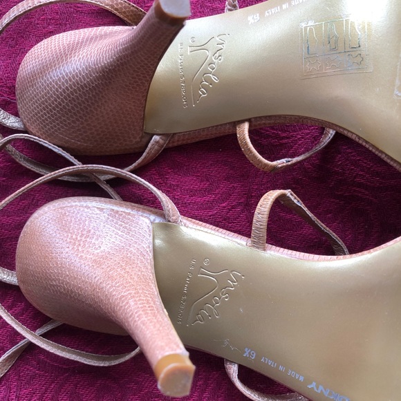 NEW Tan Stiletto Pumps - Made in Italy -DKNY - Size 6.5 - Picture 6 of 8